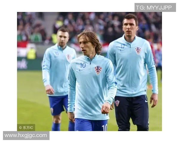 哪个足球明星选择了NB品牌鞋履引发球迷热议